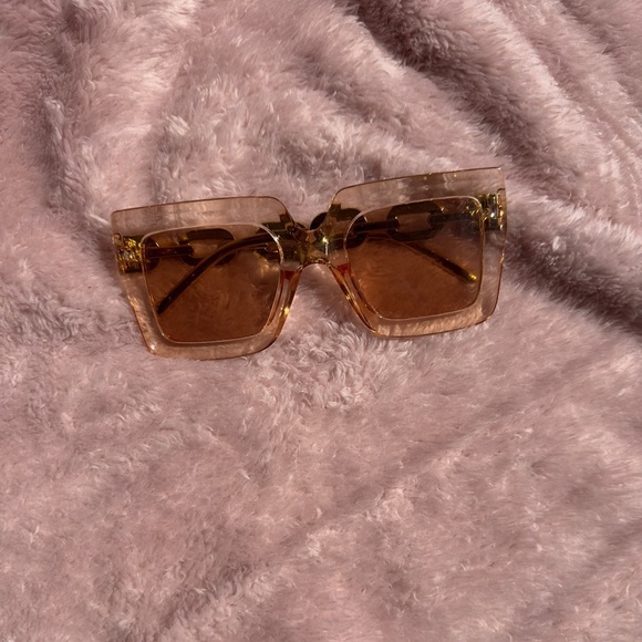 Accessories - ✨ Rosé All Day Babe Sunglasses – Pink Gold Chainlink Glam
